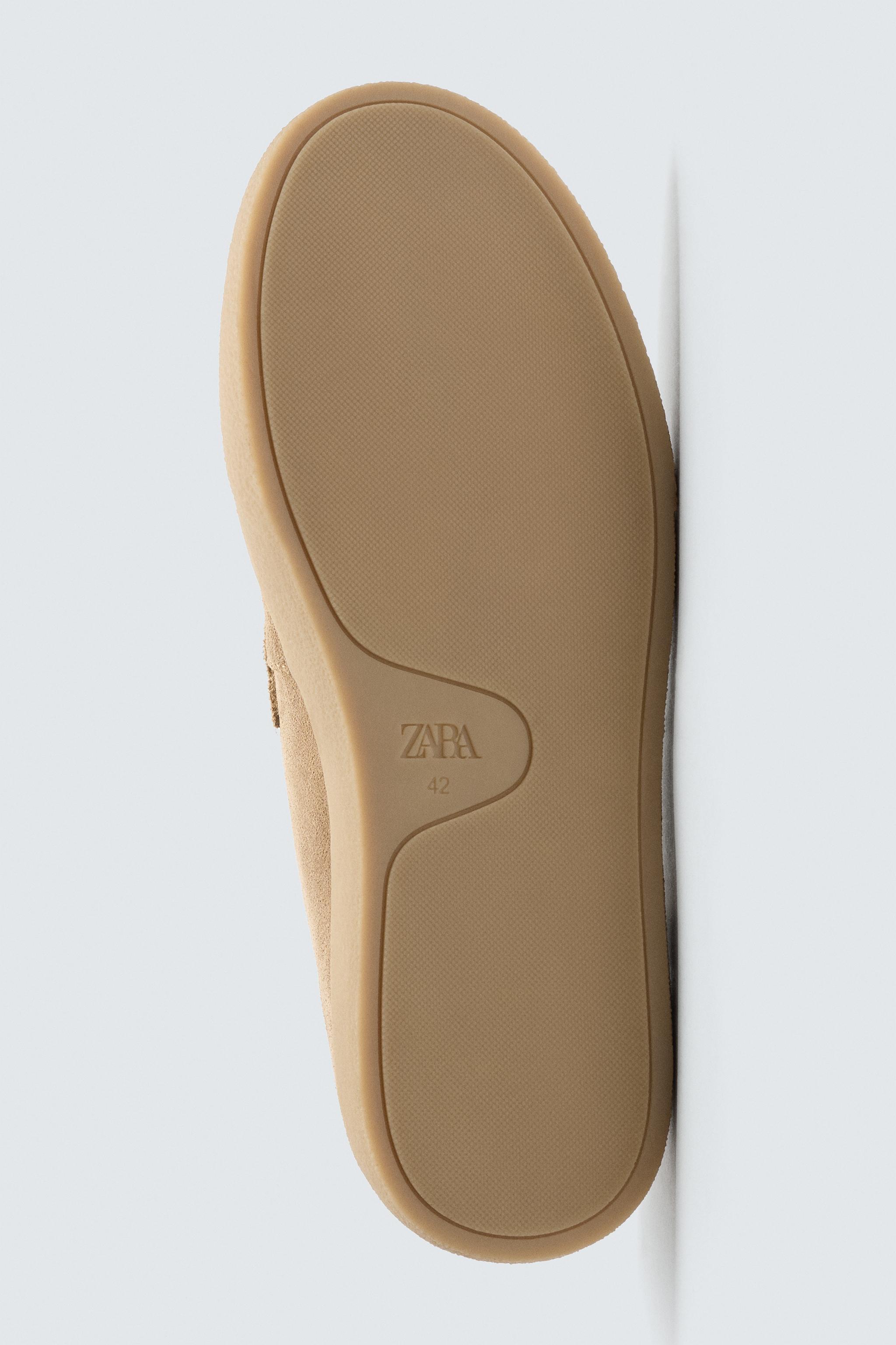 CASUAL LEATHER LOAFERS